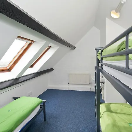 Yha * Bristol