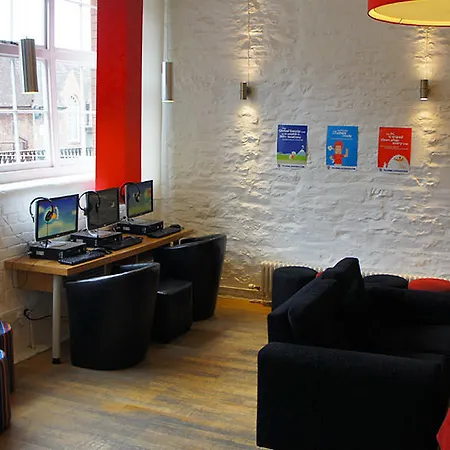 Hostel Yha