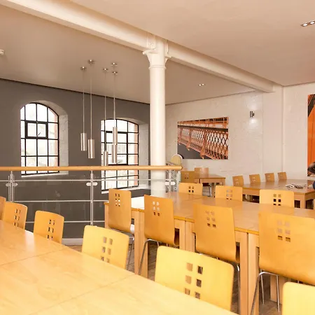 Hostel Yha