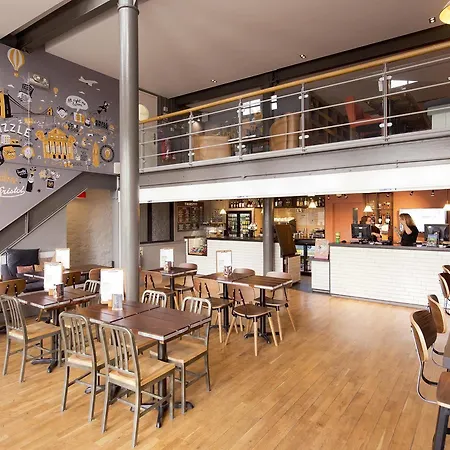 Hostel Yha